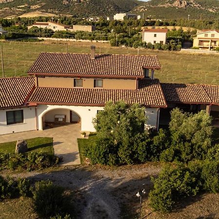 Agriturismo Sa Scalitta Carbonia Exterior photo