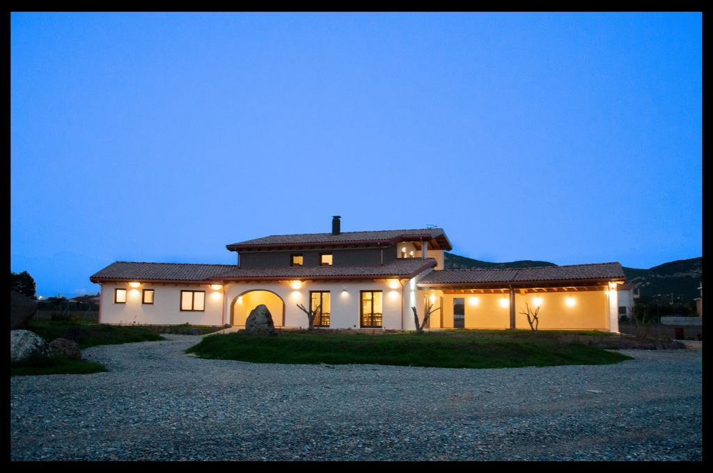 Agriturismo Sa Scalitta Carbonia Exterior photo
